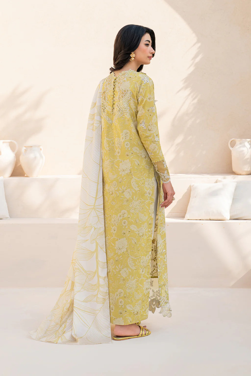 Iznik EFL-08 Embroidered Lawn Unstitched Suit- SBC