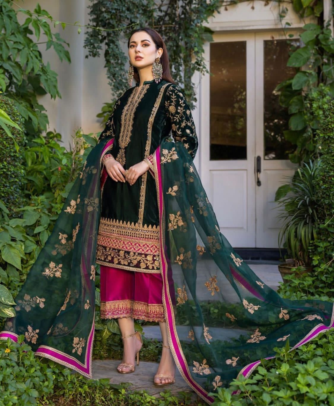 Zainab Chottani 3 Piece Unstitched Heavy Embroidered Velvet Suit - SFC