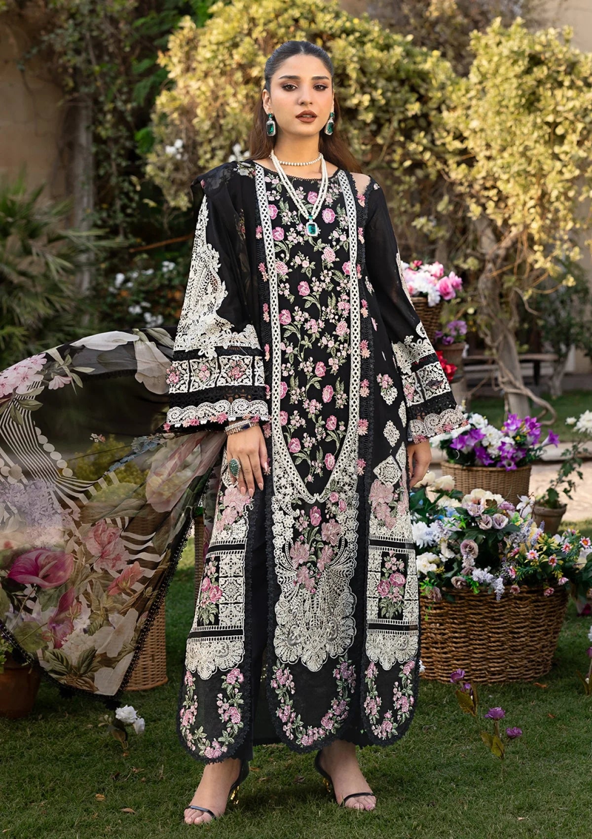 Elaf 3 Piece Unstitched Luxury Lawn Suit - ELM-04 MAHJABEEN | SML