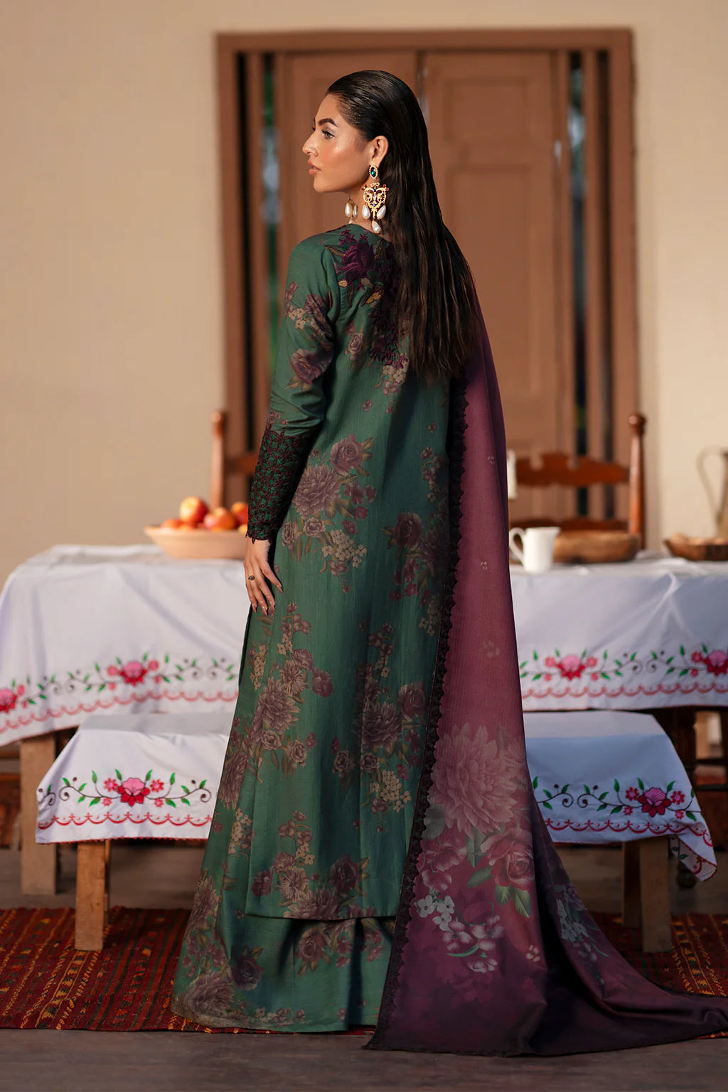 Iznik Embroidered Unstitched Suit IPK-08 - SBC