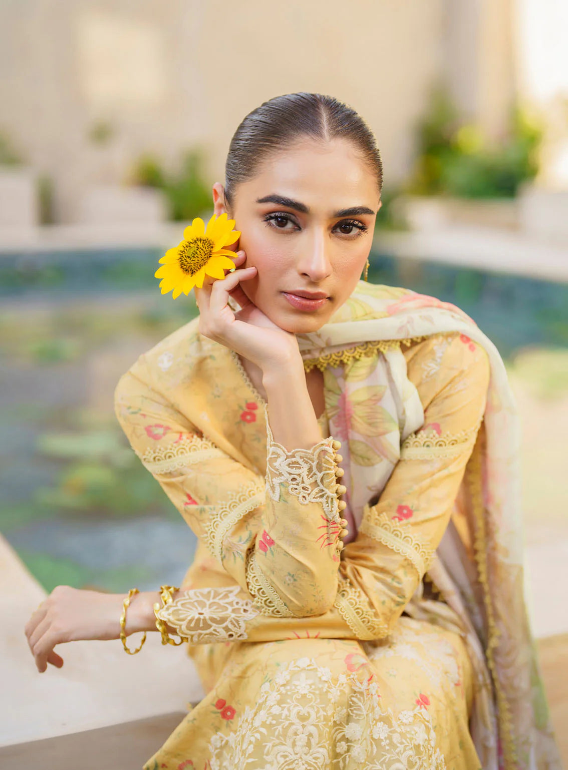 Iznik SFL-09 Luminary Lawn Unstitched Suit - SBC