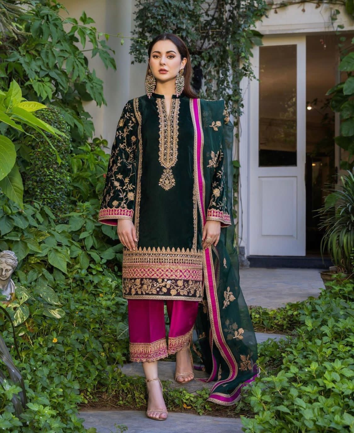 Zainab Chottani 3 Piece Unstitched Heavy Embroidered Velvet Suit - SFC